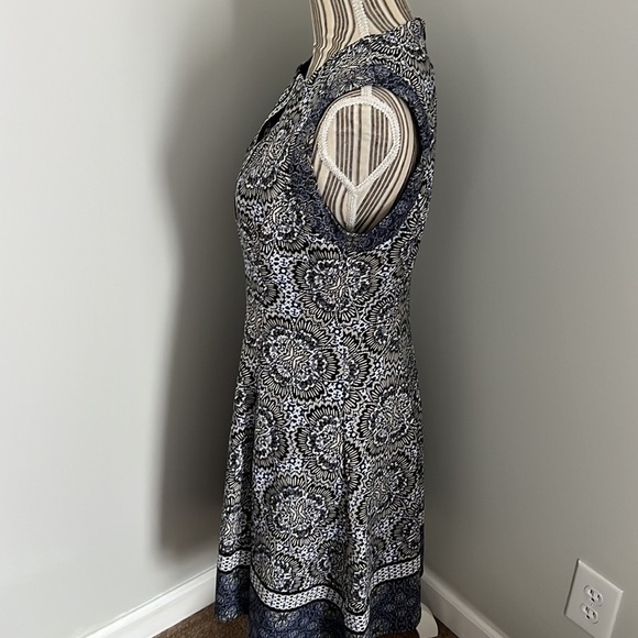 Maggy L Patterned Dress Size 8 - Picture 3 of 5
